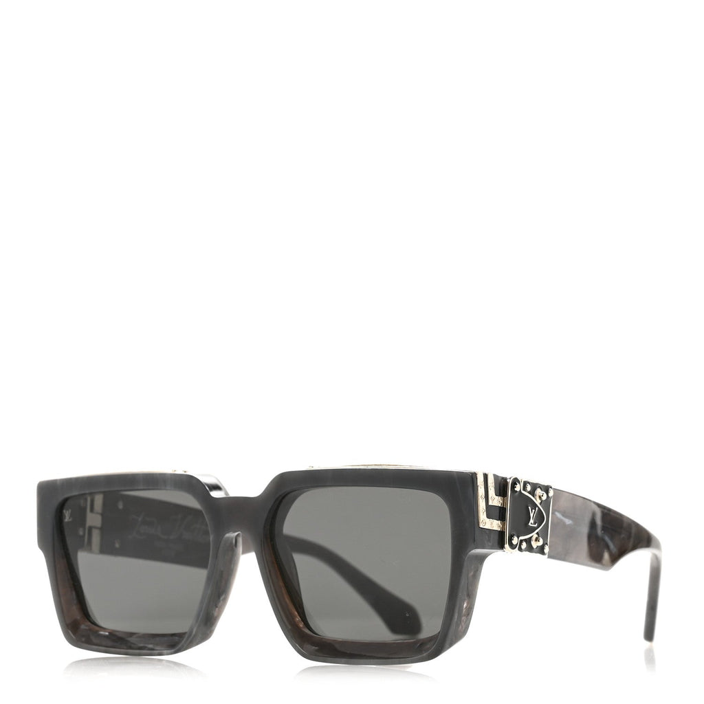 Louis Vuitton Z1326W Grey